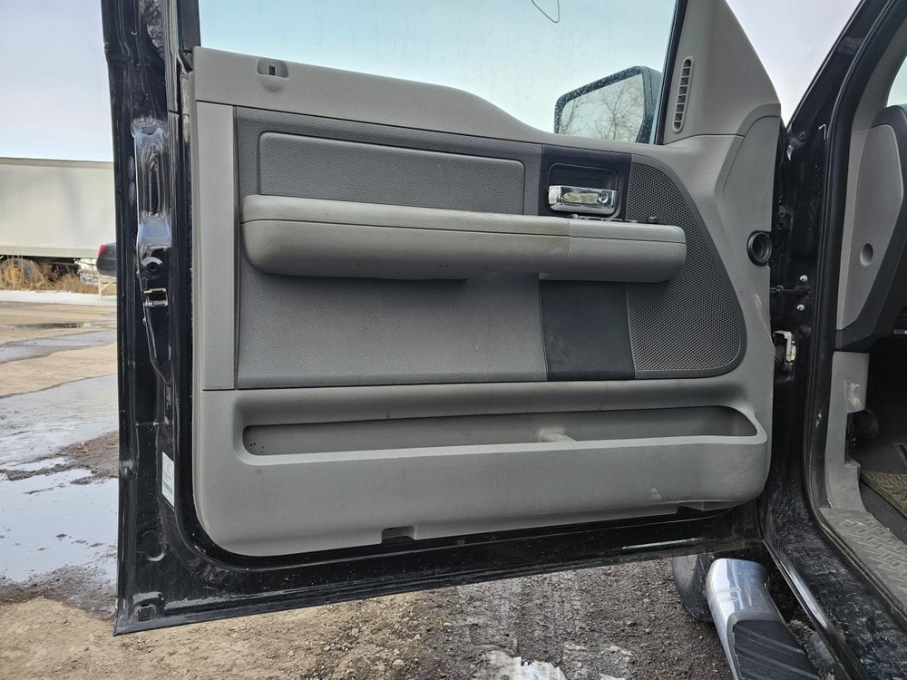 F150 2007 Headrest 2419968