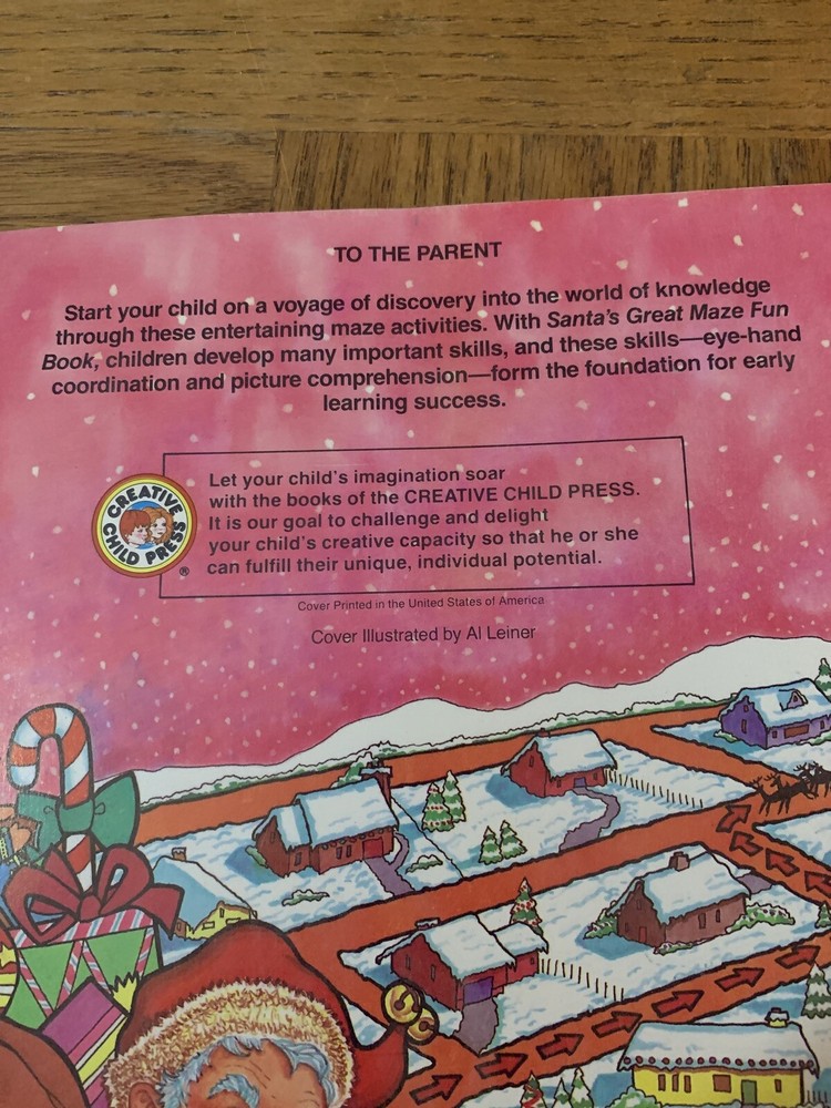 Santas Great Maze Fun Book