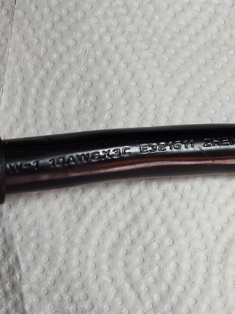 TESLA NEMA 5-15 Adapter