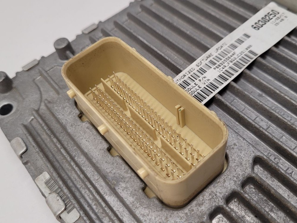 18-19 DODGE DURANGO Engine ECM Electronic Control Module 3.6L 68330924AA