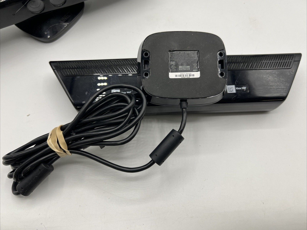 LOT of (4) OEM Microsoft Xbox 360 Kinect Sensor