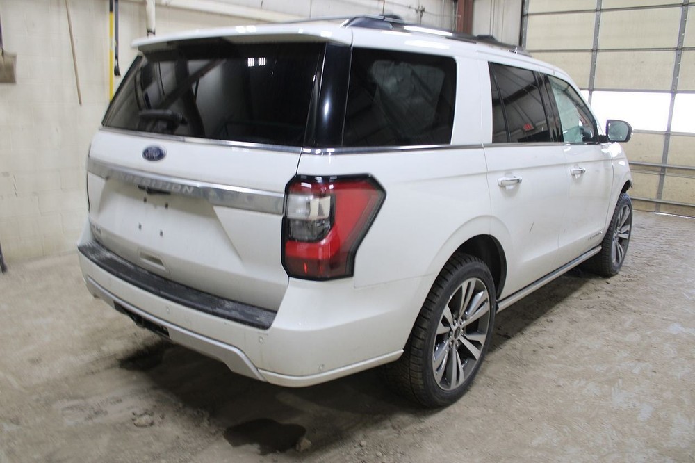 Camera/Projector Camera Windshield Mounted Fits 21 EXPEDITION 3013141