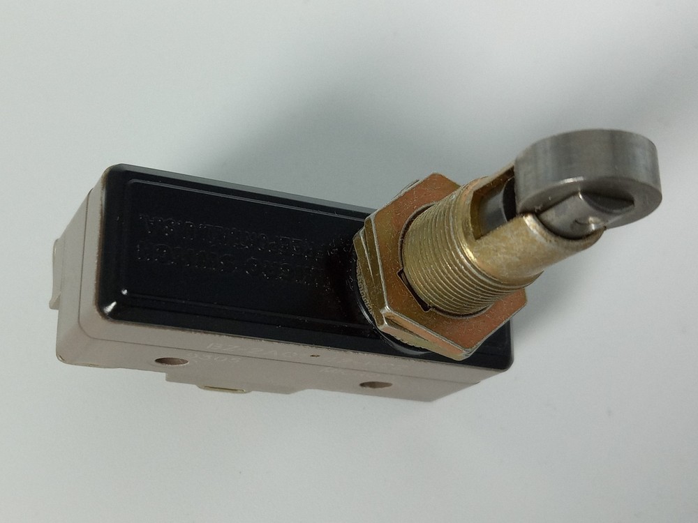 MICRO SWITCH BZ-2AQ1842-PC2 HONEYWELL LIMIT SWITCH - NEW OPEN BOX