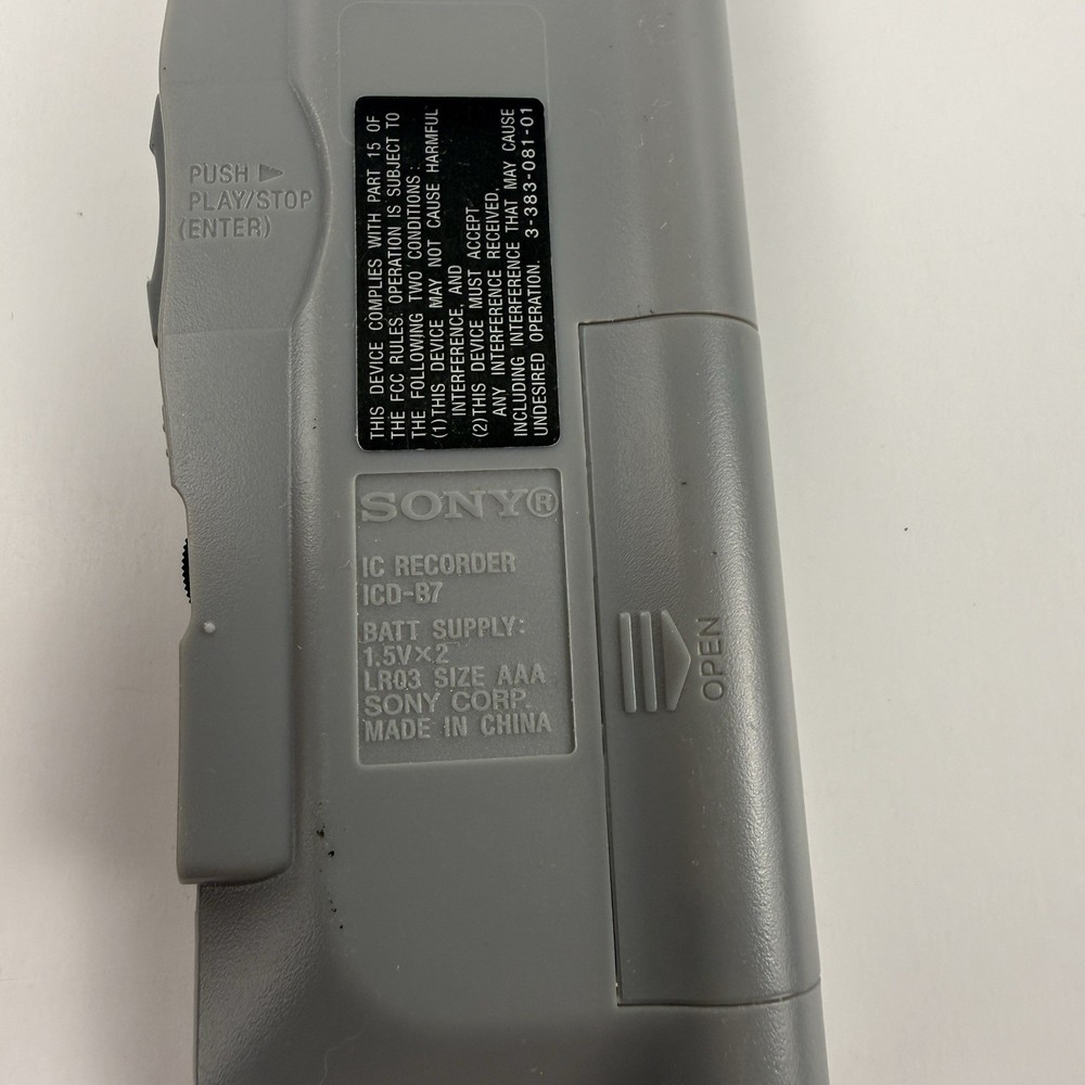 Sony ICD-B7 Handheld Digital Voice IC Recorder Silver Gray Tested Working