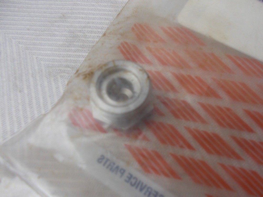 Seat Retainer For: Fluid Regulator Devilbiss HGB-24