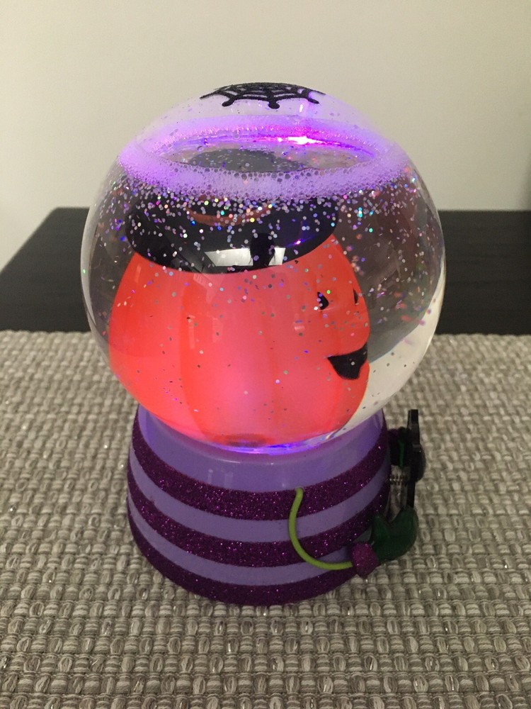 Pumpkin Water Globe Changes Colors & Movement Midwest CBK 7" NEW