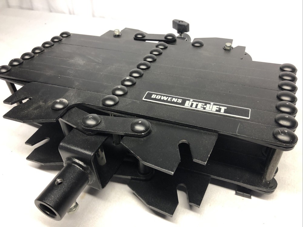 Bowens Lite Lift Pantograph Light Mount