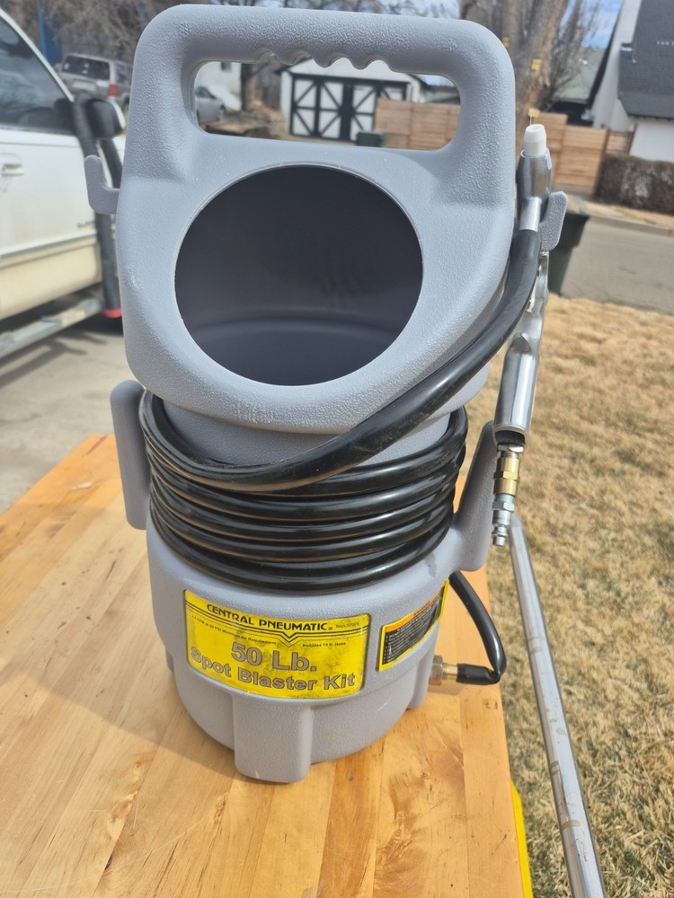 50lb Central Neumatic Spot Blaster