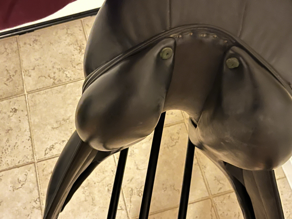 18" 2010 DEVOUCOUX MENDIA monoflap Dressage Saddle-Medium Tree