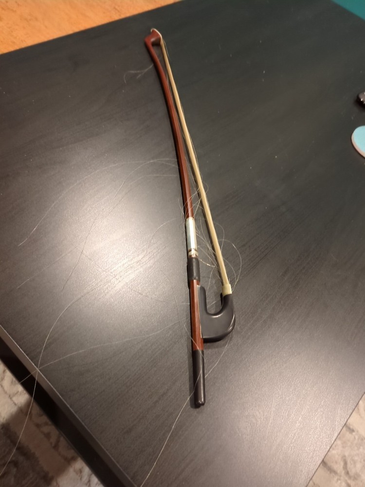 Bass Bow Full Size 29 1/2"