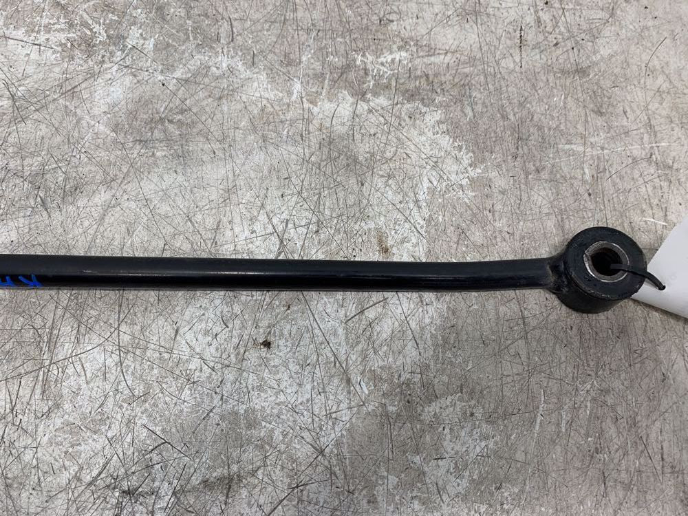 2015 Peterbilt 587 Torque Rod (339-10203)