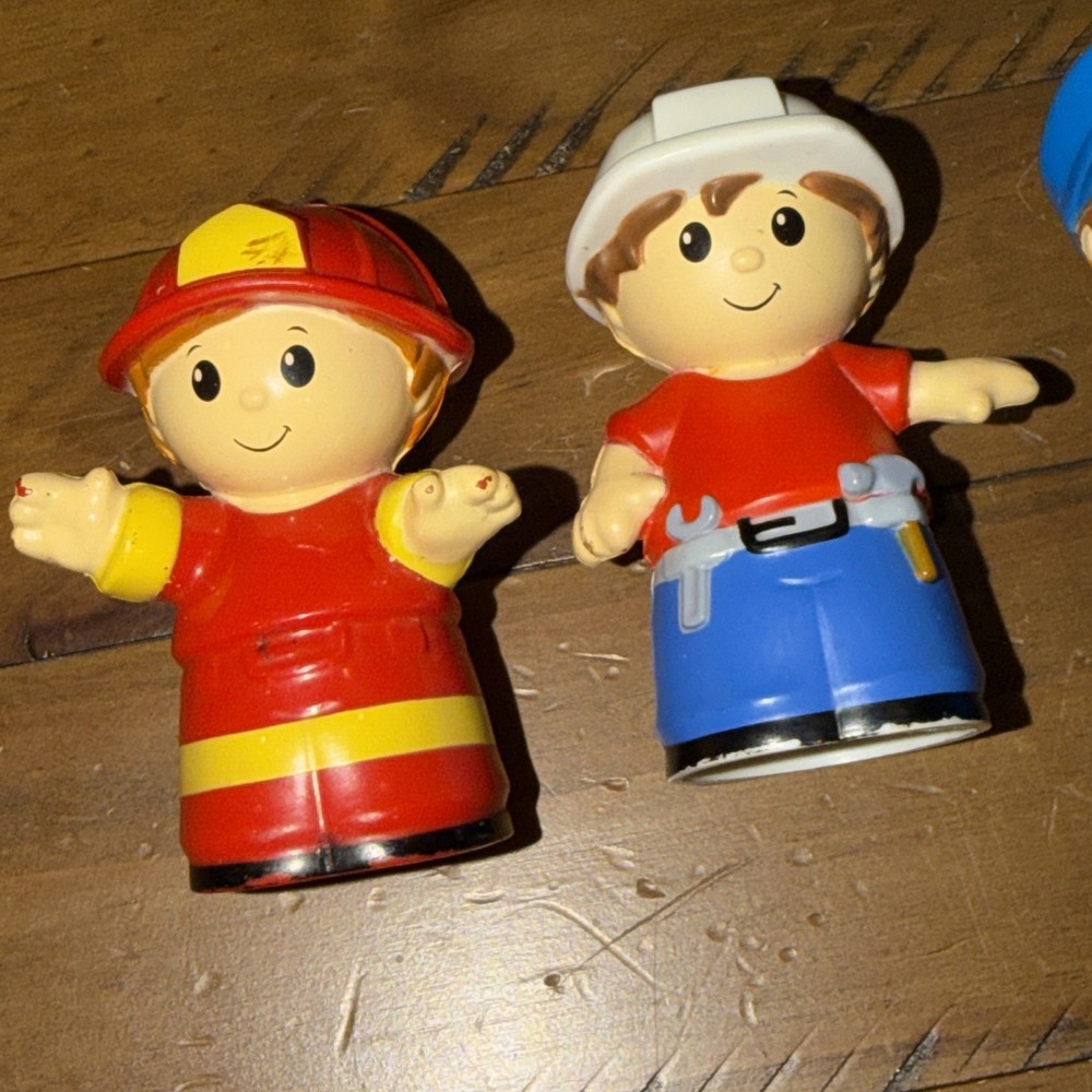 Mega: Mega Bloks - Firefighter, police man & construction worker Figures (3)