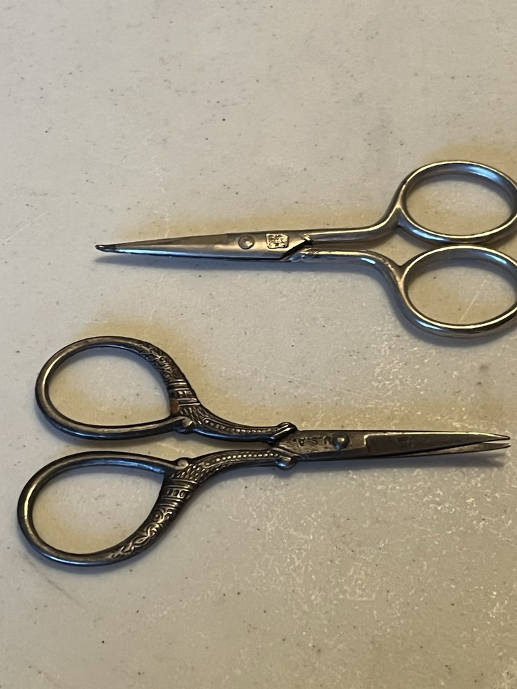 Antique Curved Tipped SCISSORS (2)