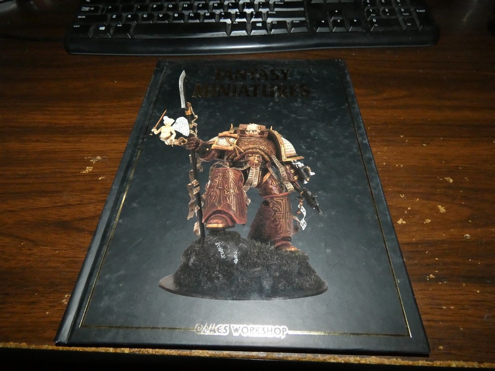 Warhammer: Fantasy Miniatures Hardcover 2002