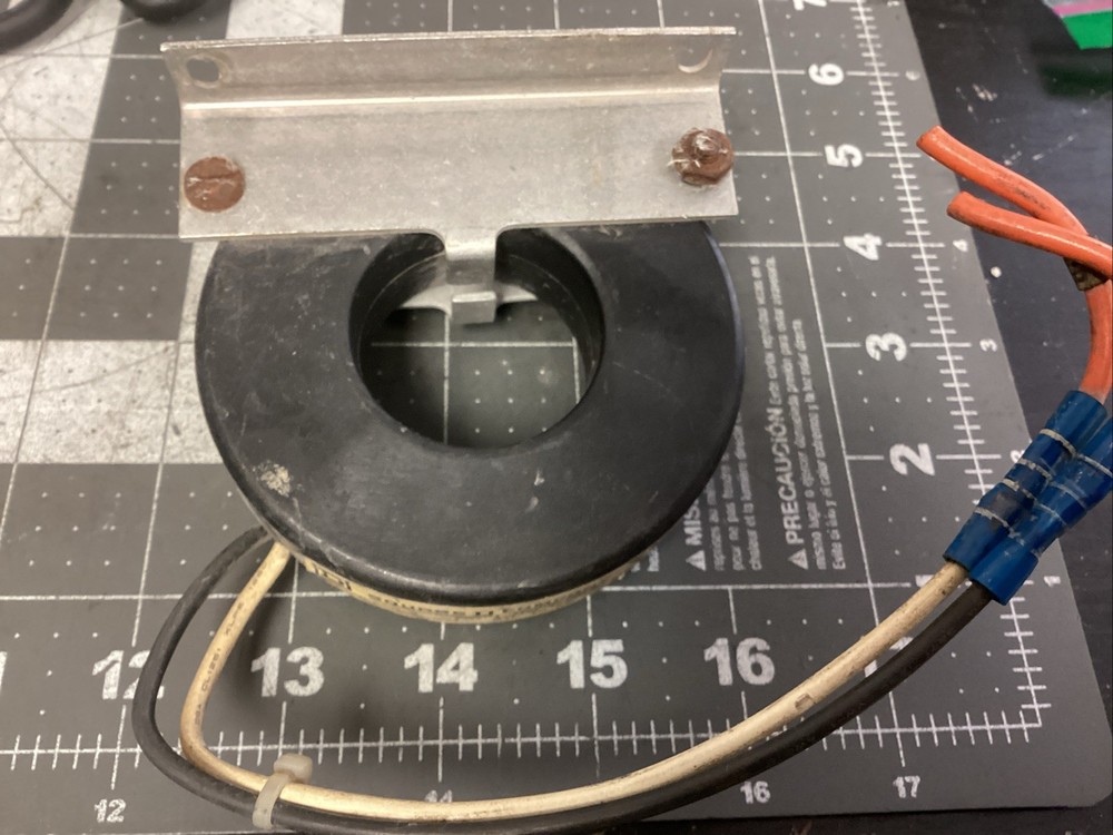 Square D 5NR-251 Current Transformer (LPW134D)