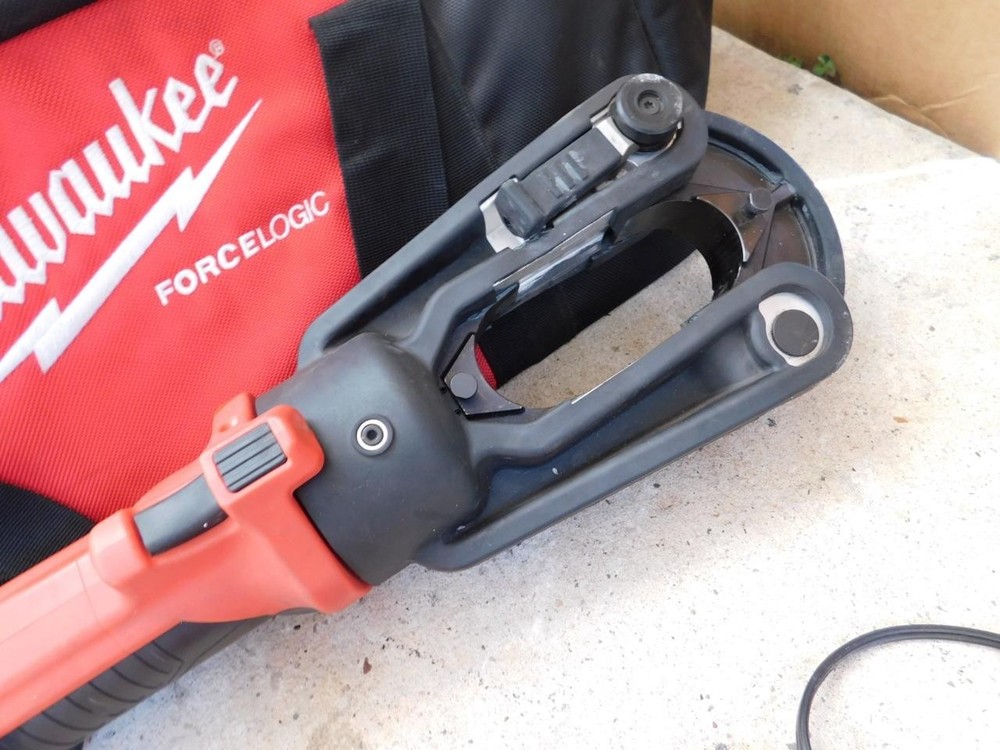 MILWAUKEE 15T CRIMPER 2879-20 CRIMPING TOOL
