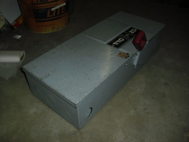 GE TH3363Fused Safety Switch Model 7 100A 600VAC