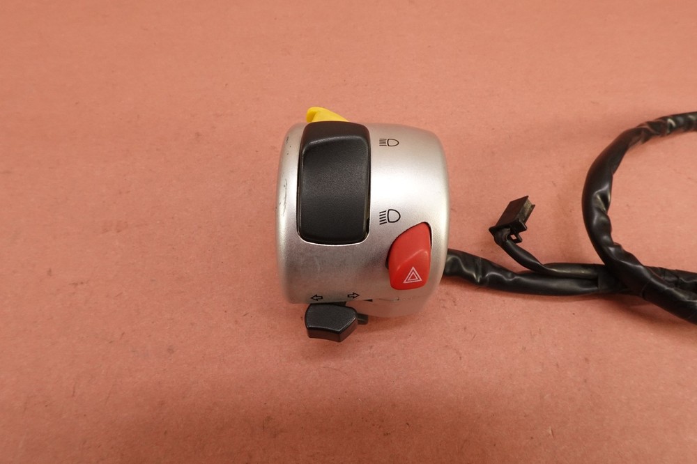 09-19 SUZUKI BOULEVARD M90 VZ1500 LEFT CONTROL HEADLIGHT SWITCH