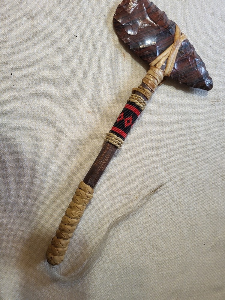 tomahawk throwing axe