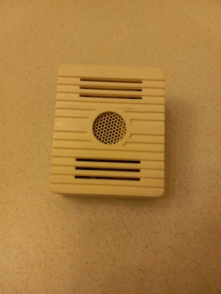 Ultrasonic Pest Repeller - Model # PC1000/3000