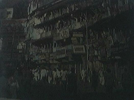 newspaper article 1987 - bombay crowd