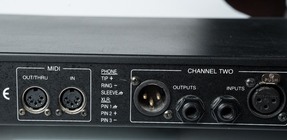 dbx DDP Digital Dynamics Processor Rack-Mountable Multi-Effects Compression EQ