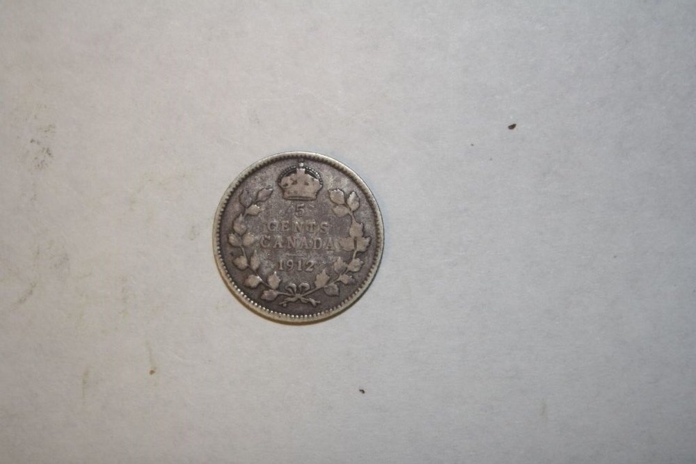 1912 Canadian 5 Cent Silver in VG Condition