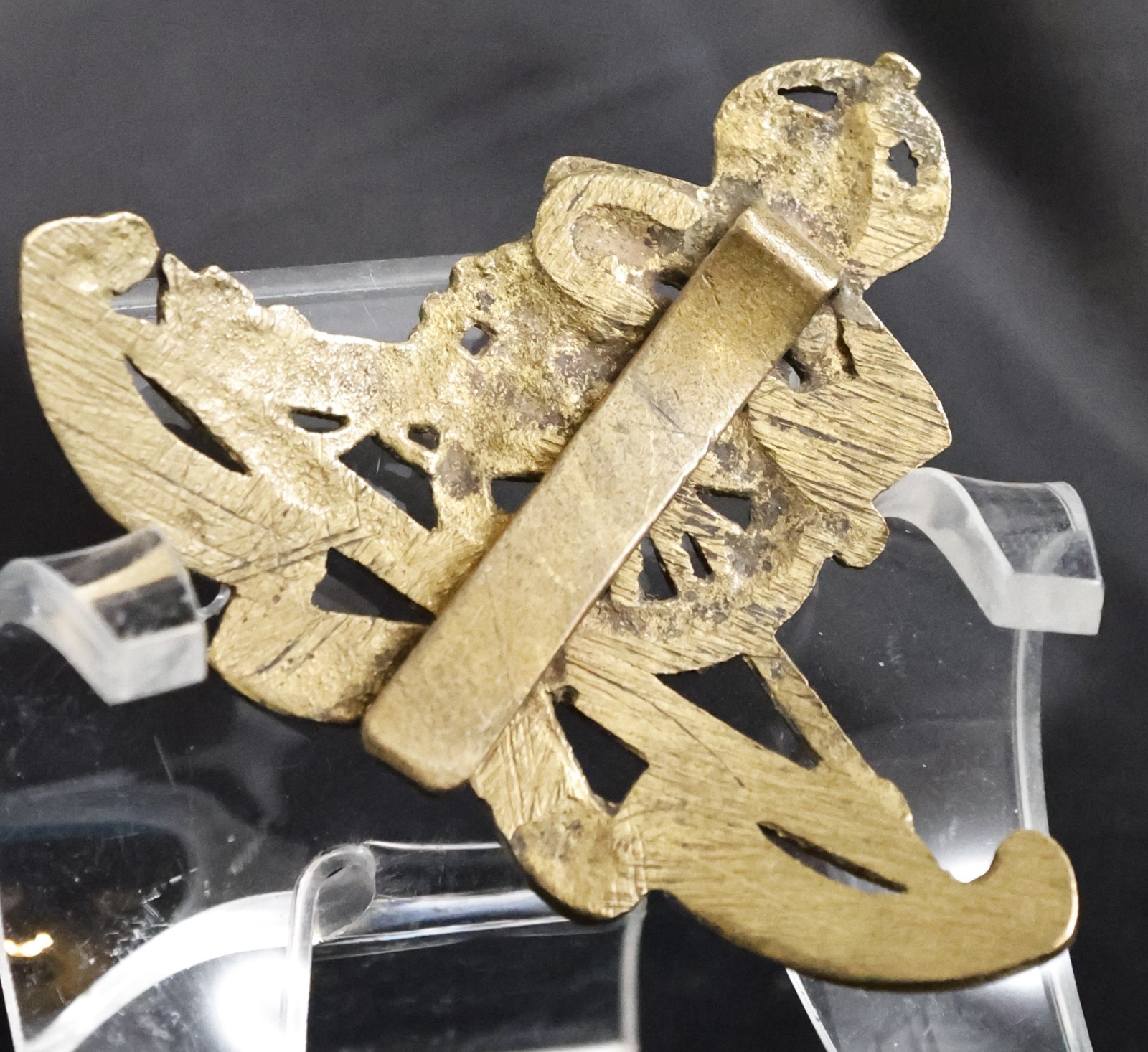 Lot of 2 - WWII British Military West Yorkshire Regiment/Artillery Cap Badges