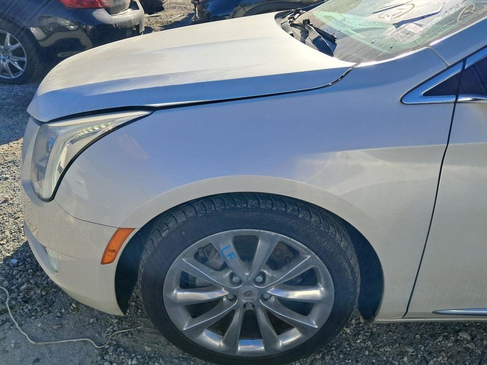 XTS 2013 Glove Box 4866356