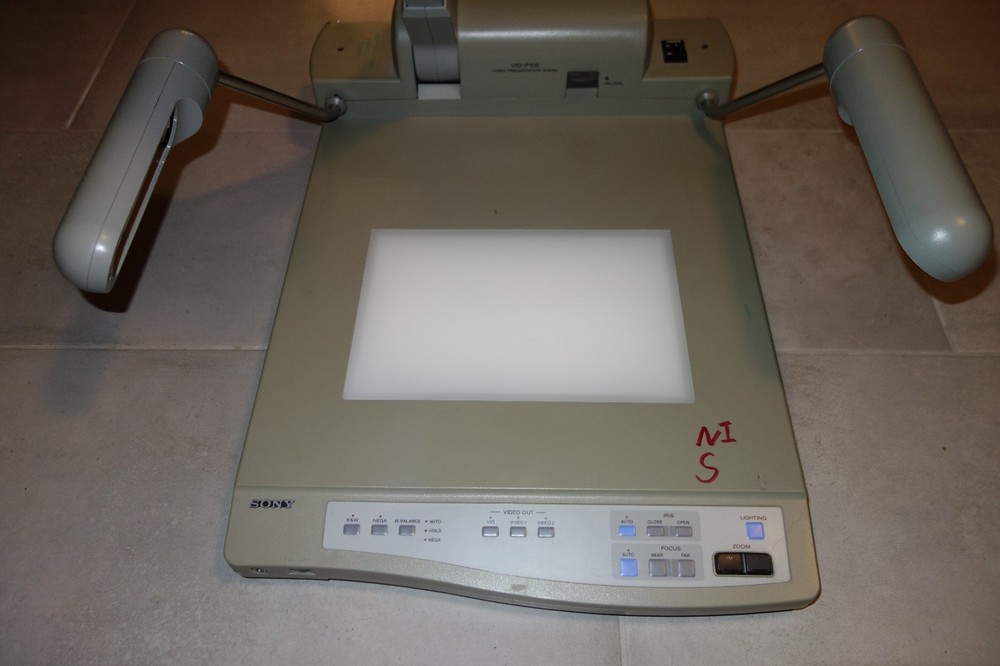 SONY VID-P100 VISUAL PRESENTER STAND DOCUMENT CAMERA TESTED AND WORKING
