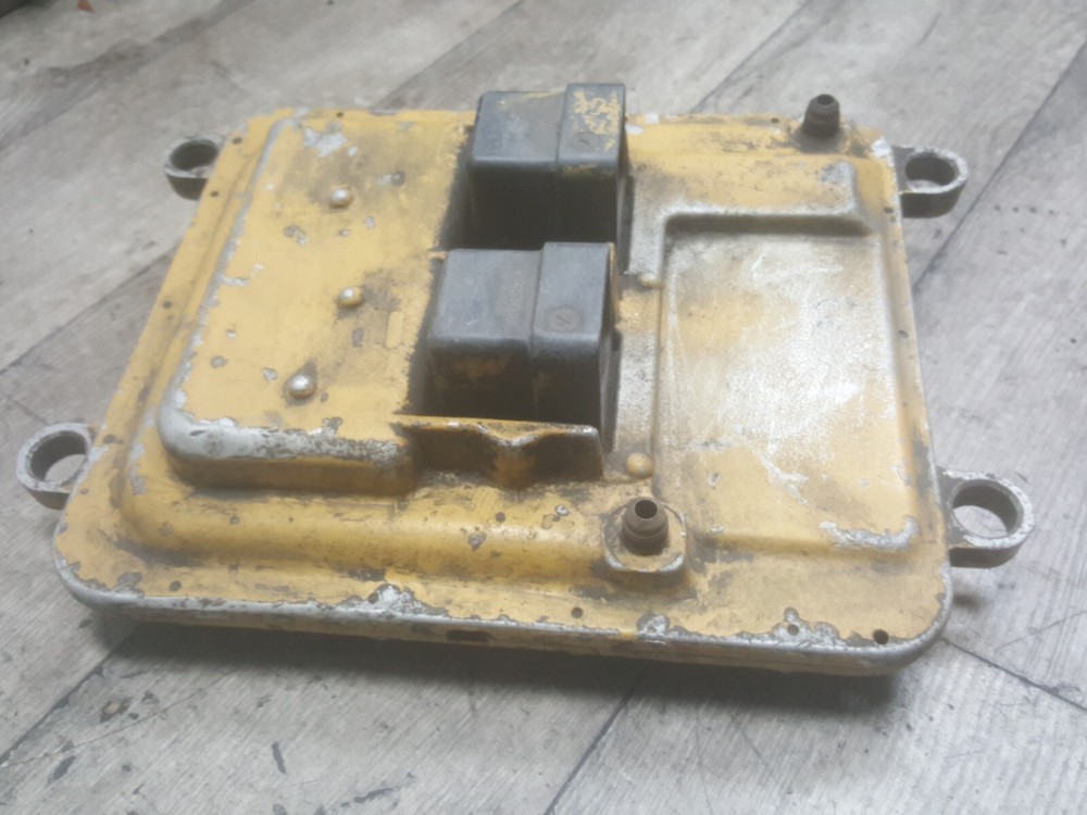 CATERPILLAR 40 PINS ENGINE CONTROL MODULE ECM - MISSING PART NUMBER