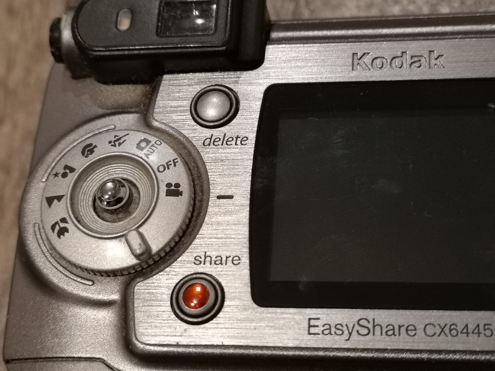 Kodak Digital Camera EasyShare CX6445 Silver With Memory Card Tested Working