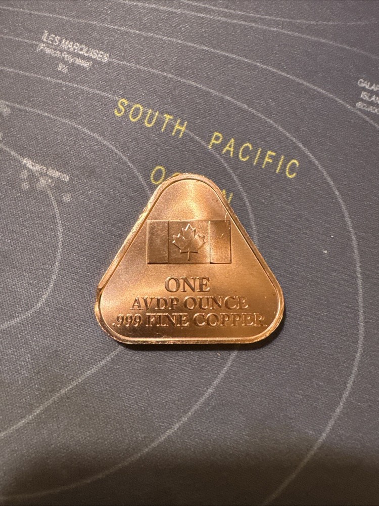 Canada Maple 1 OZ Trangle Copper