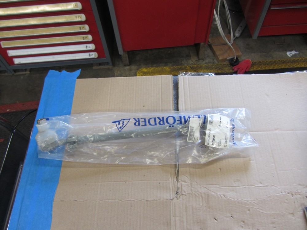 Mercedes OEM Front Left Tie Rod Assembly, 1263300503, read notes.
