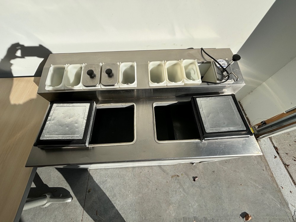 Master-Bilt Topping Unit w/ Refrigerated Base