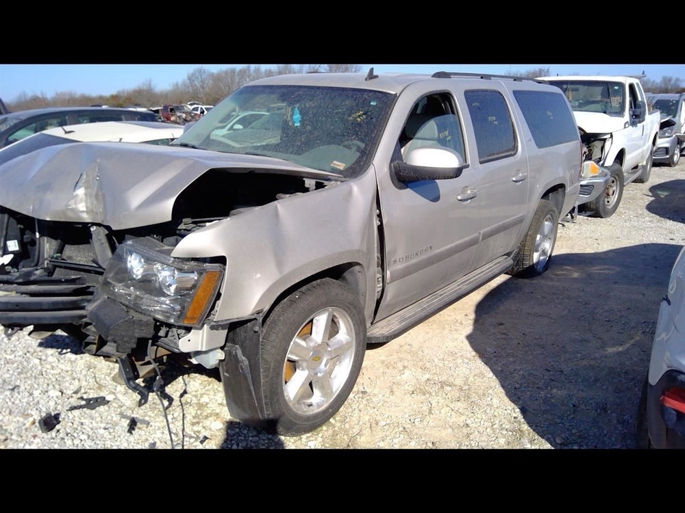 08-2013 CHEVROLET SUBURBAN 1500 Bottle Jack W Tools