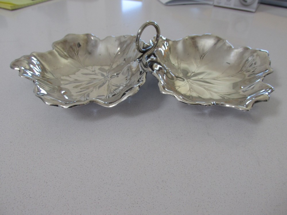 Vintage Reed & Barton Sterling Silver "Double Leaf" Candy/Nut Dish