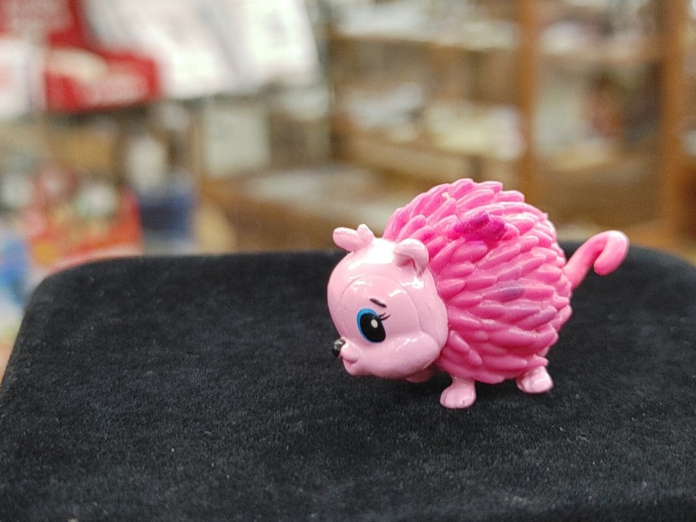 Hatchimals Spin Master Pink Hedgehog W/ Pink Wings Rare