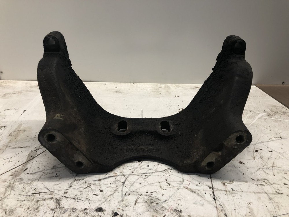 Detroit DD15 Engine Mount - Used