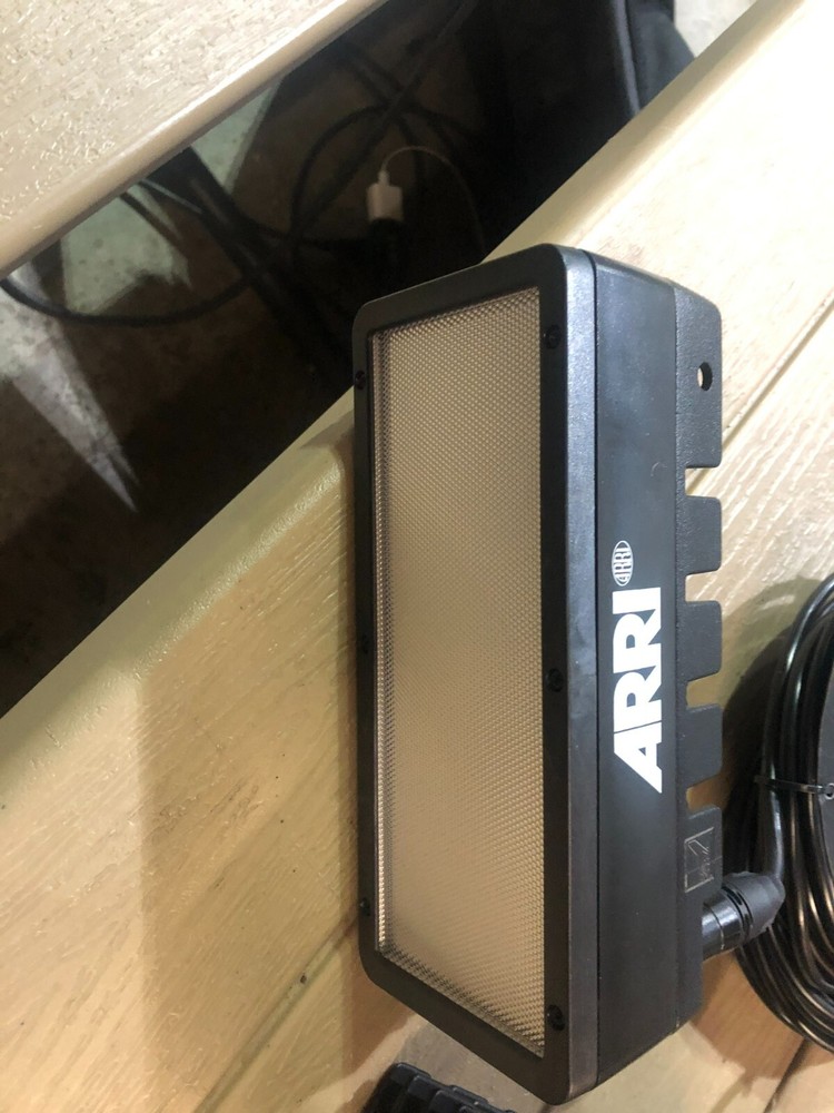 ARRI LOCASTER 35WATT LED UNIT 