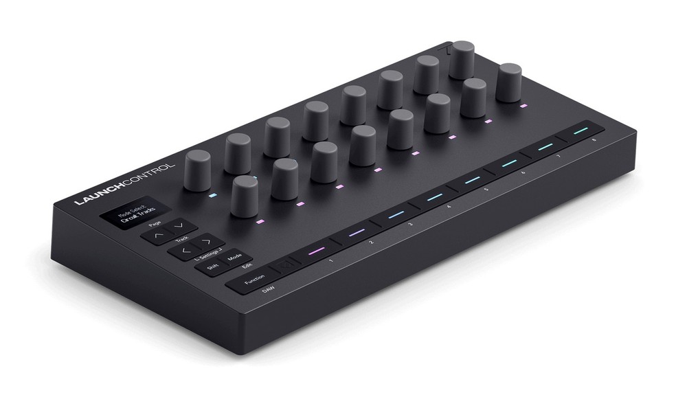 Novation Launch Control 3 Studio/Stage Control Surface USB-C/MIDI I/O+Laptop Bag