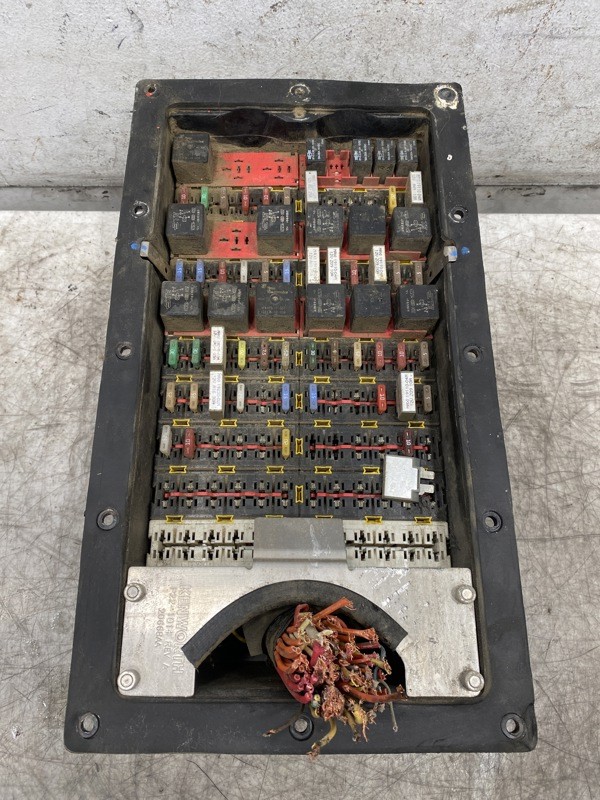 Kenworth Fuse Panel (628-10978)