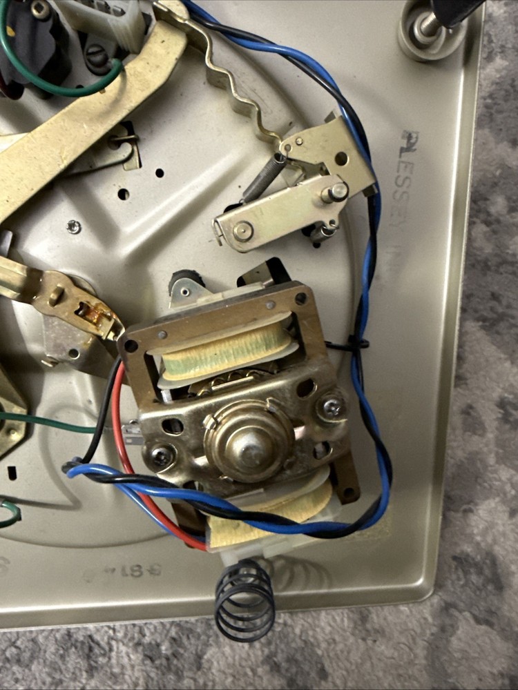 Garrard 2025TC Turntable White Untested