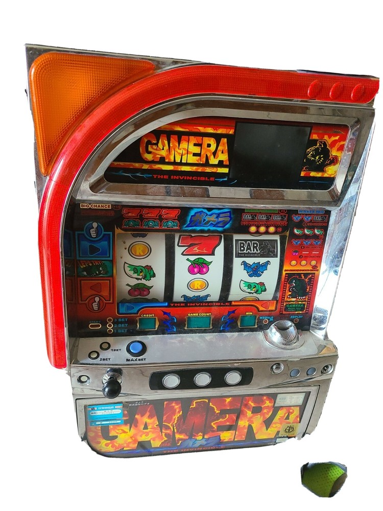 Gamera The Invincibles Slot Machine.