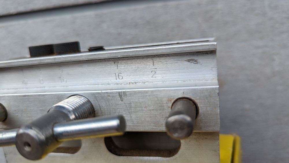 Doweling Jig Self Centering Wood Dowel Tool Clamp tool Precise Drilling VINTAGE