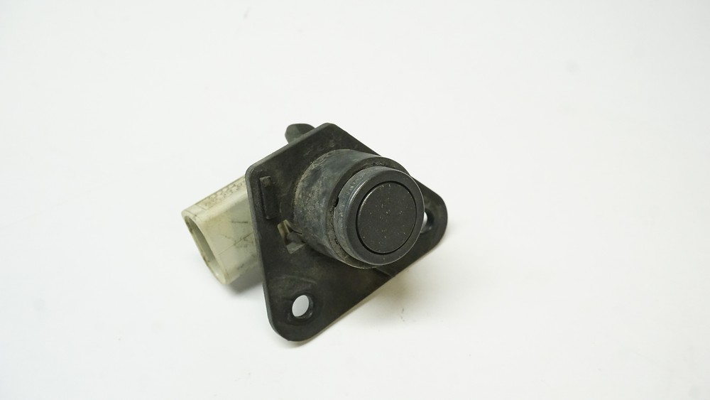 2006-2010 AUDI A8 Front Bumper Parking Sensor And Bracket 07H919275 4E0906335A