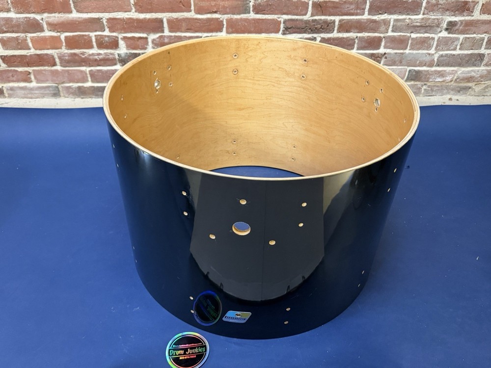 Ludwig Black Cortex 24x16 6 Ply Shell.