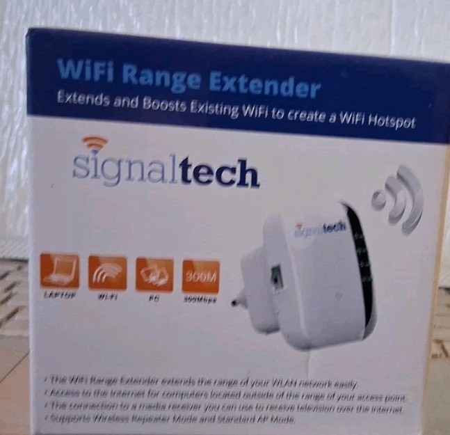 Signal Tech WiFi Range Extender NEW