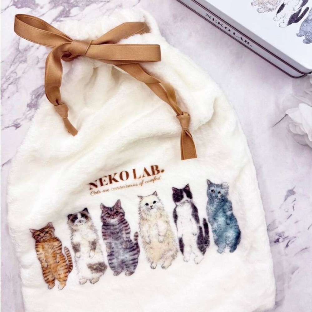 Fluffy Cat Drawstring Pouch