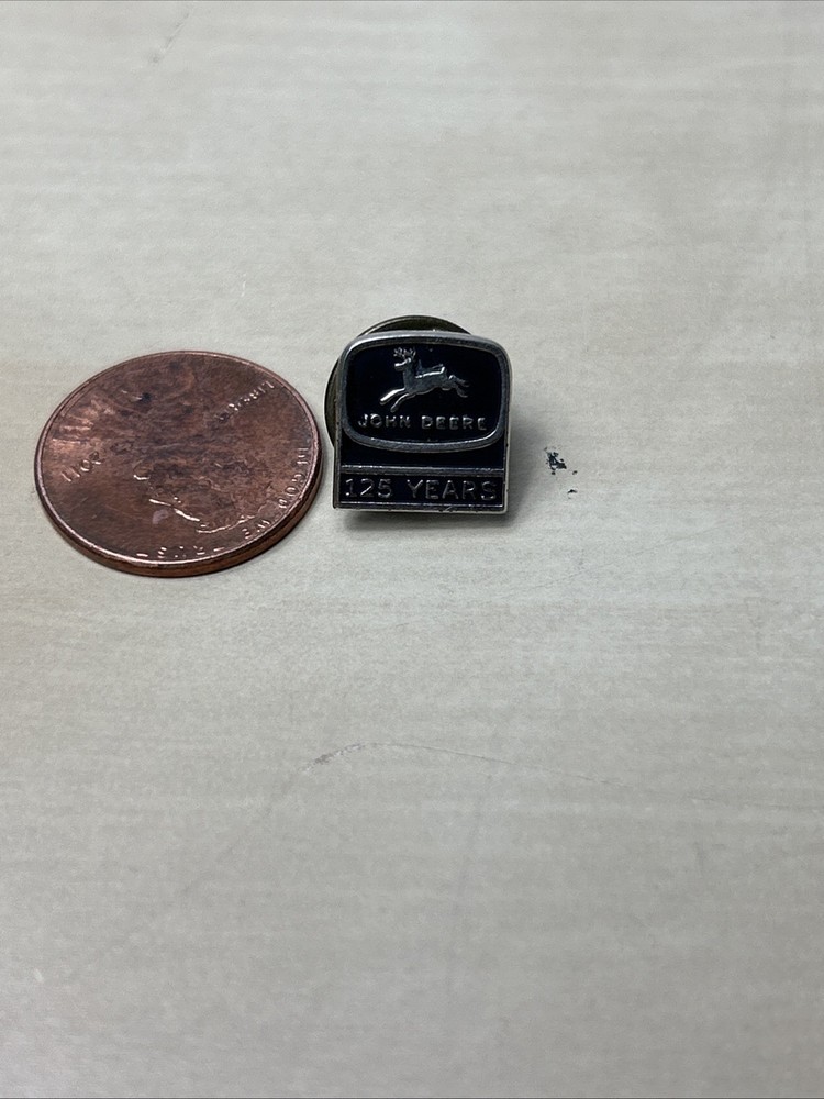 John Deere 125 Years Pin Small